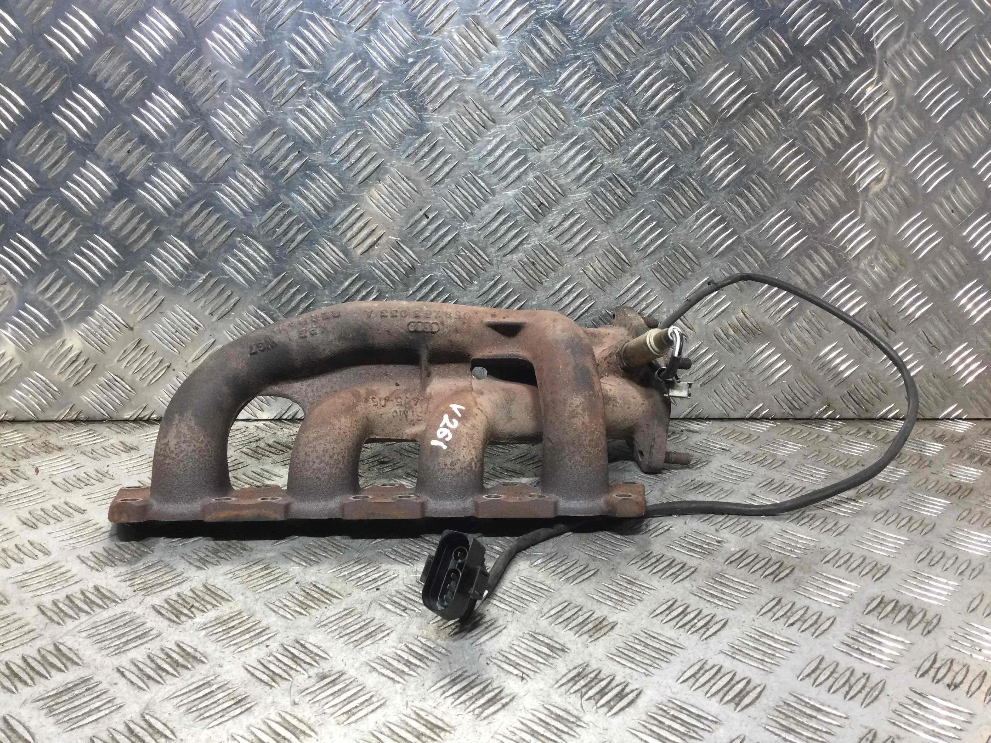 Коллектор выпускной Volkswagen Passat B5 (1996-2000) бензин 1.8 i Механика Универсал