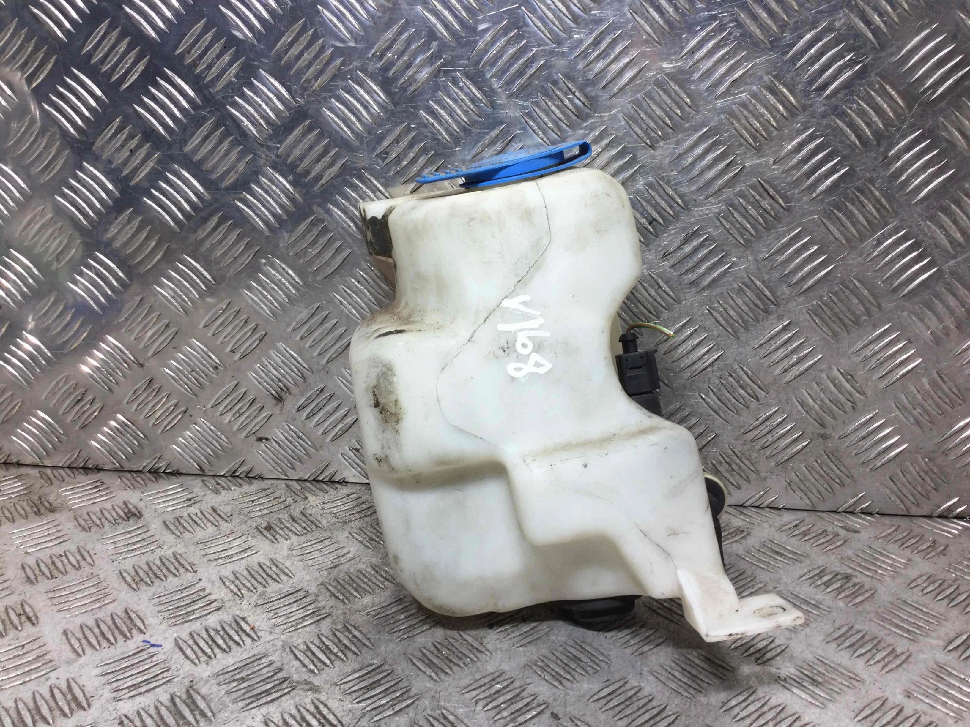 Бачок омывателя Audi A3 8L (1996-2000) бензин 1.6 i Механика Х/б