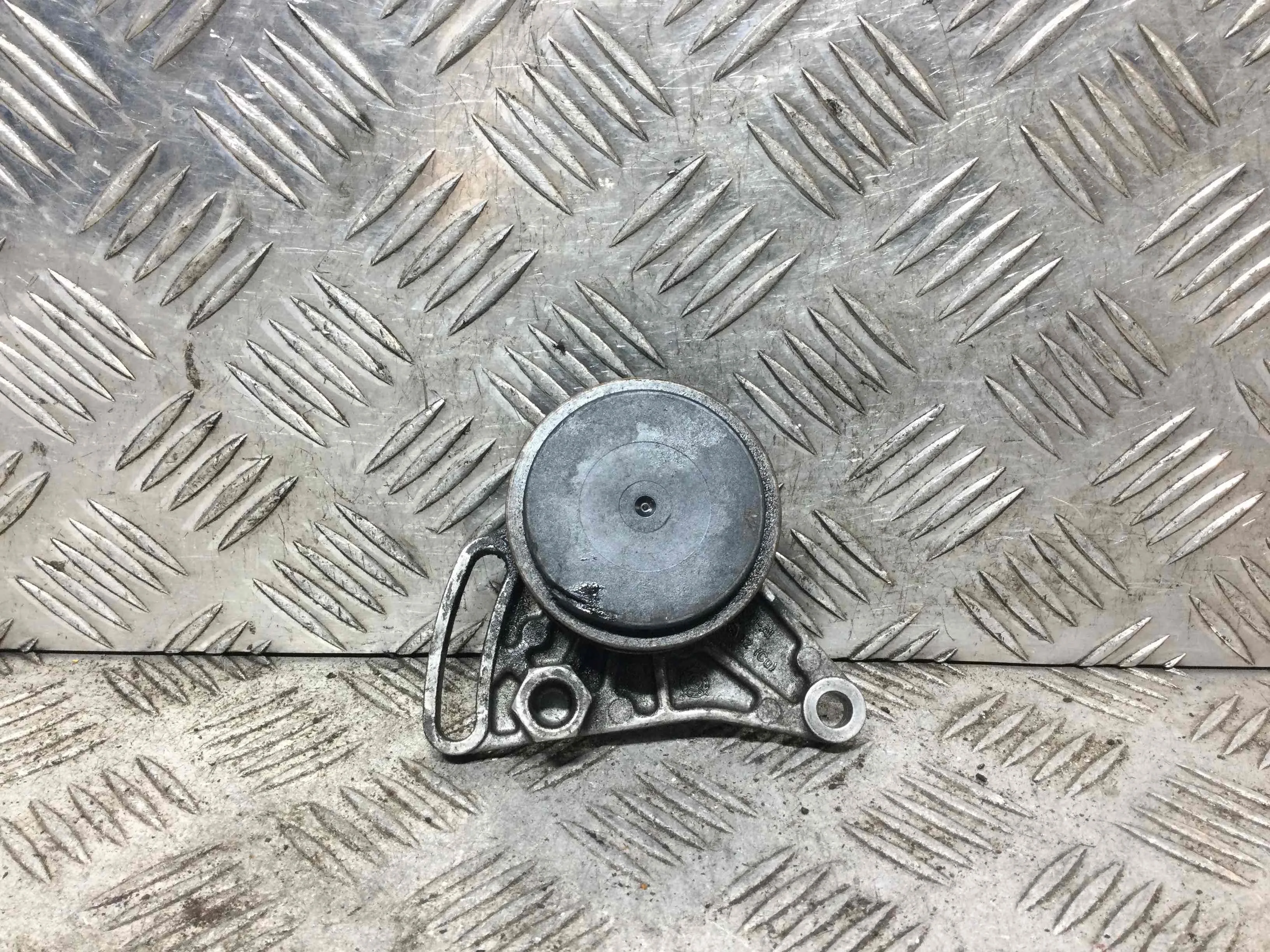 Ролик натяжителя Volkswagen Passat B5 (1996-2000) бензин 1.8 i Механика Универсал