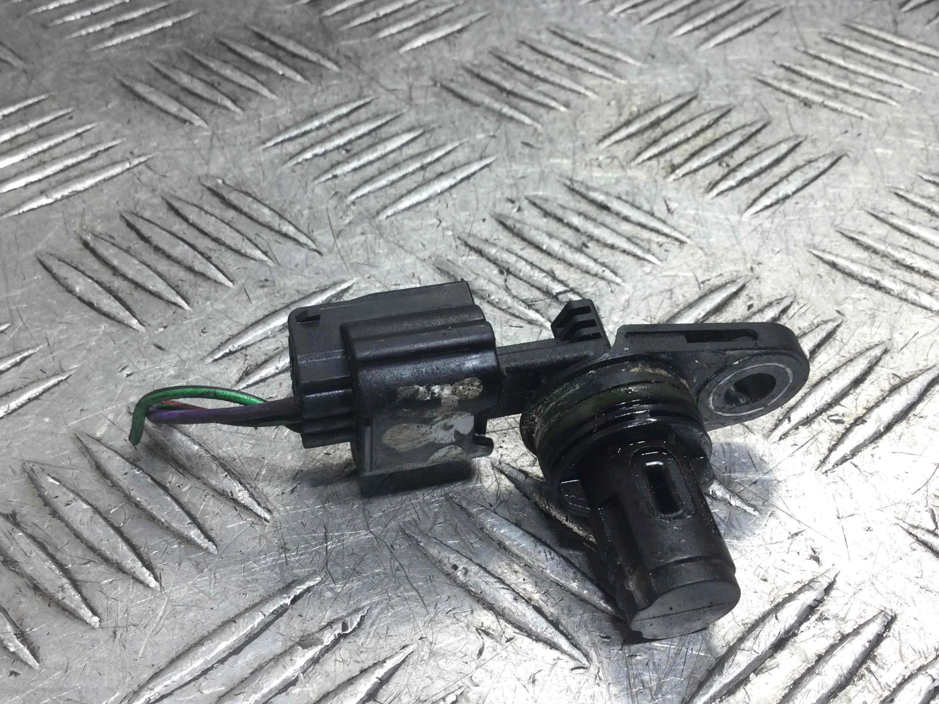 Датчик распредвала Renault Scenic 3 поколение 2009 - 2013 бензин 1.6 i Механика Минивэн