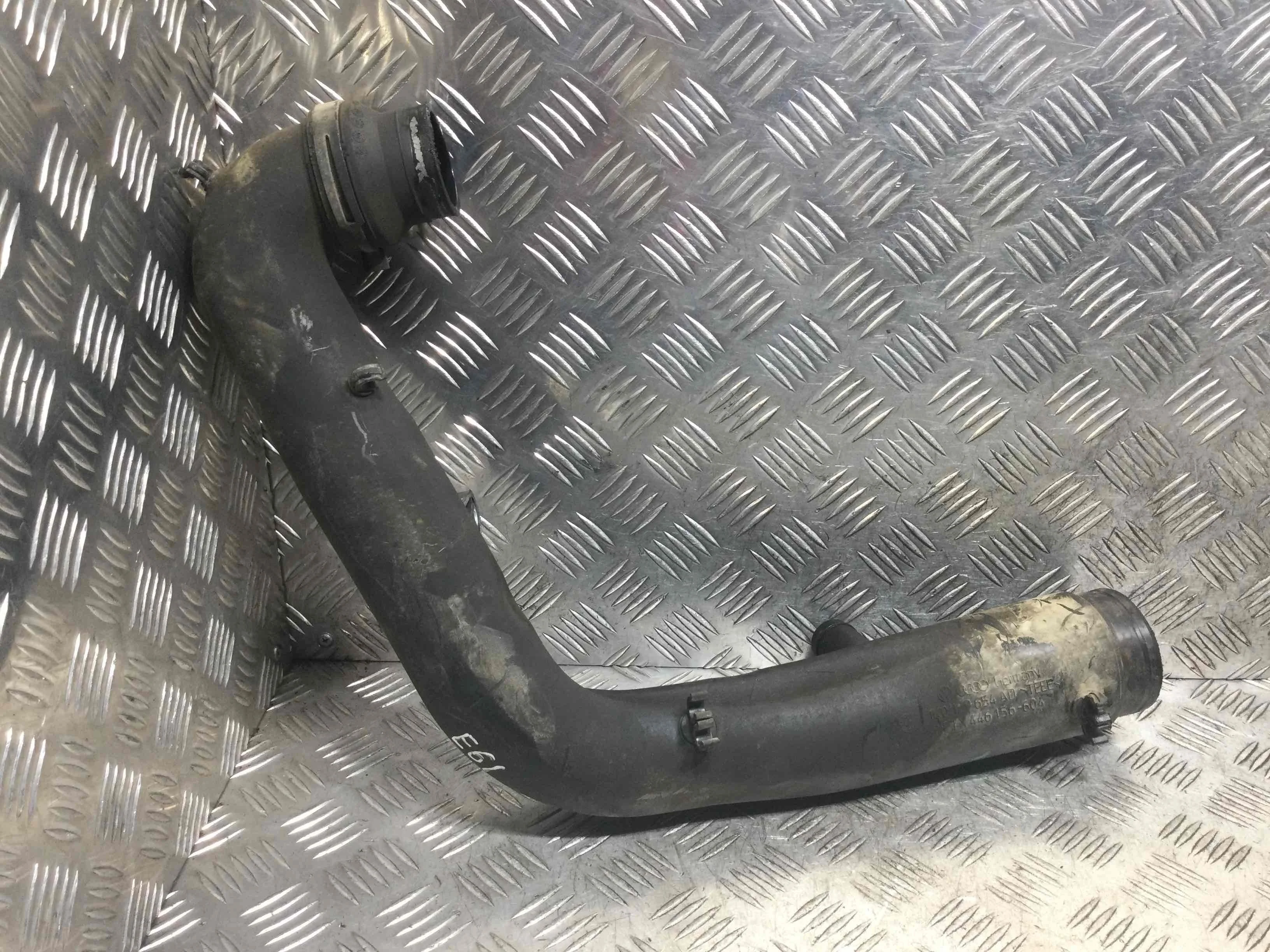 Патрубок интеркулера Volkswagen Golf 5 поколение (2004-2009) дизель 1.9 TDI Автомат Х/б