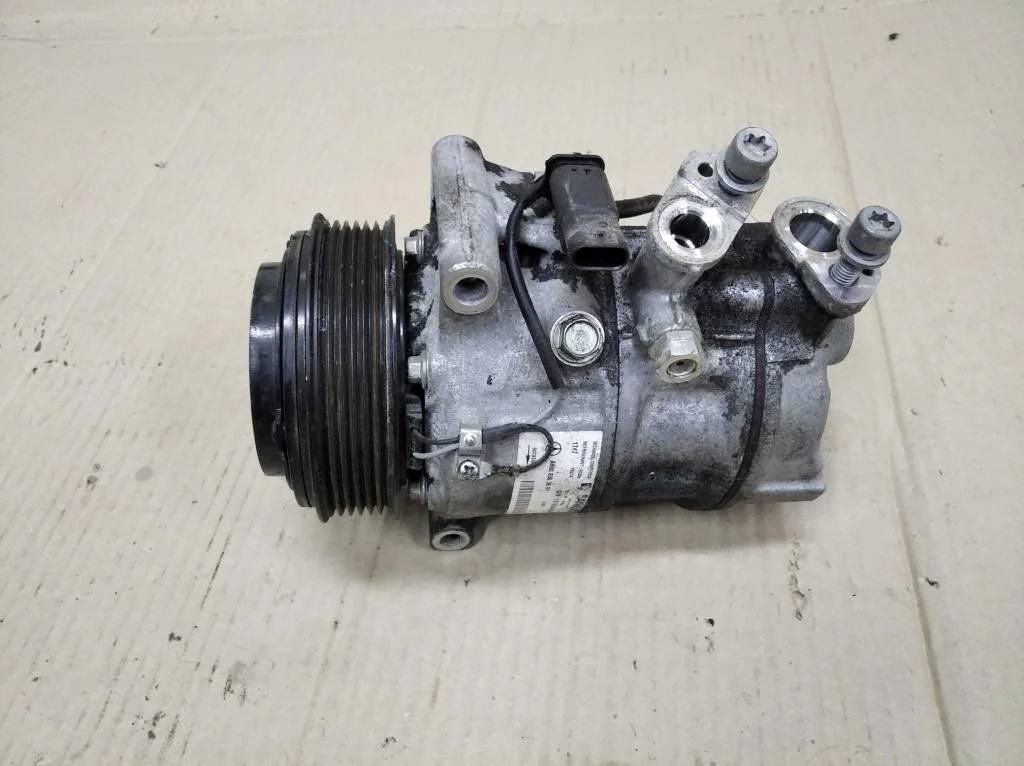 Компрессор кондиционера Mercedes-Benz