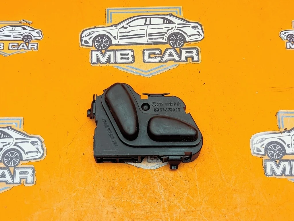 Джойстик Mercedes-Benz