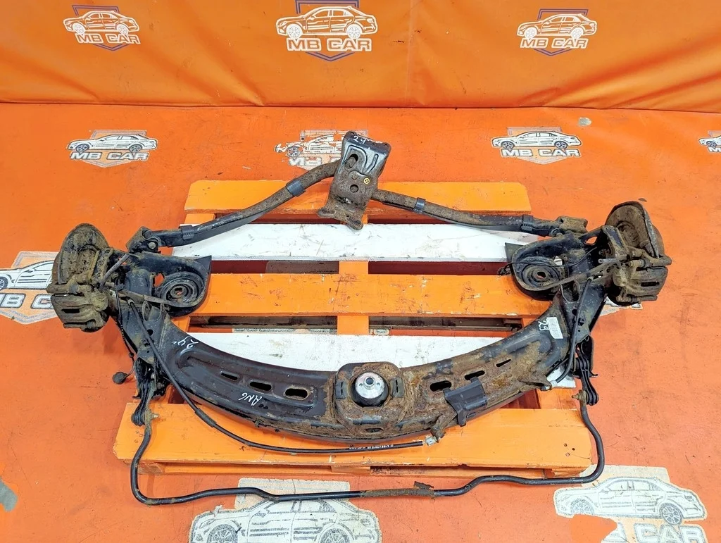 Подрамник задний Mercedes-Benz