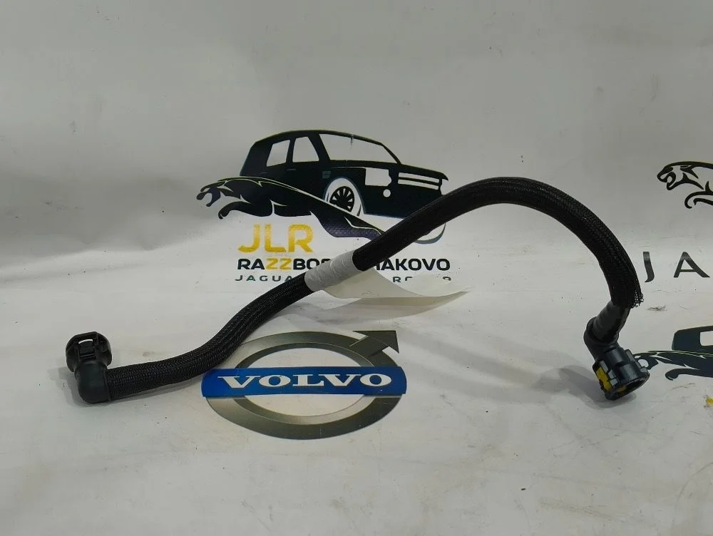 Tрубкa мacлoпpoвода оxлaдитeля АKПП Volvo S60 ХС70 XC60 I рестайлинг (2013—2017)