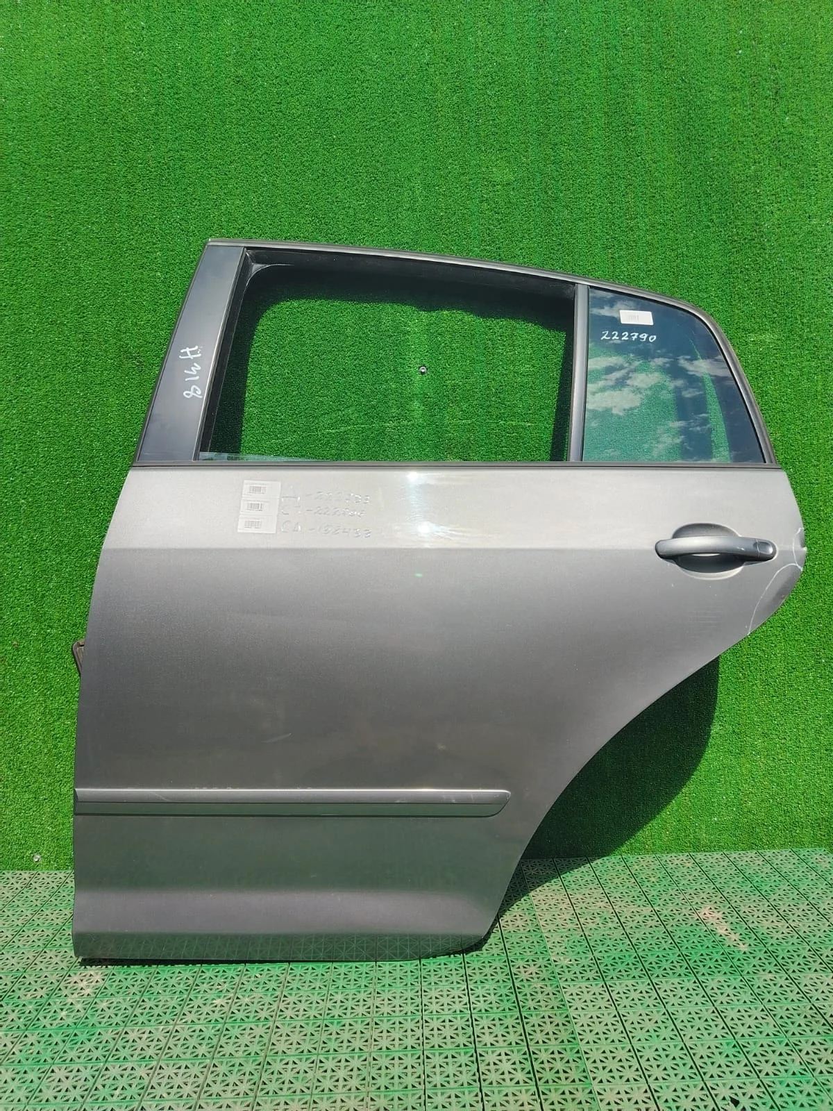 Дверь VOLKSWAGEN GOLF 5+ 2005- задняя левая коричневая б/у GOLF 5+(2005-2014)