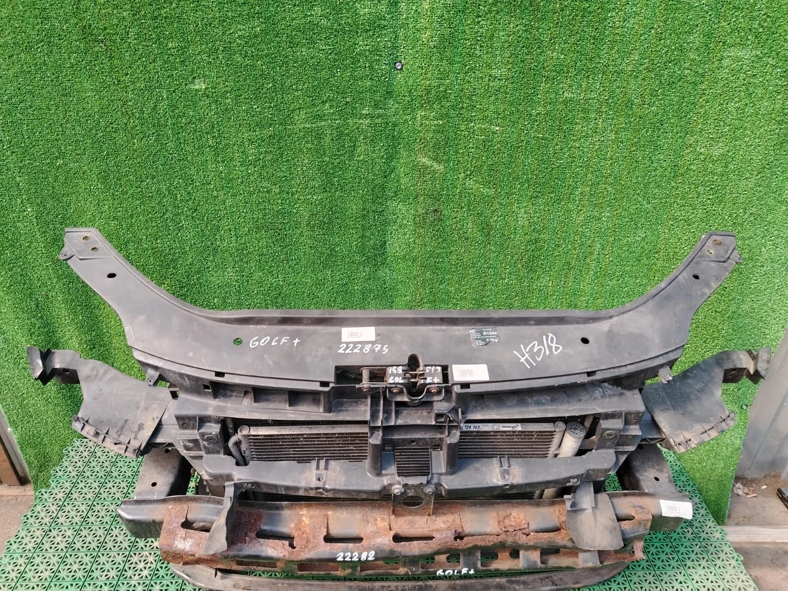 Замок капота VOLKSWAGEN GOLF 5+ 2005- б/у GOLF 5+(2005-2014)