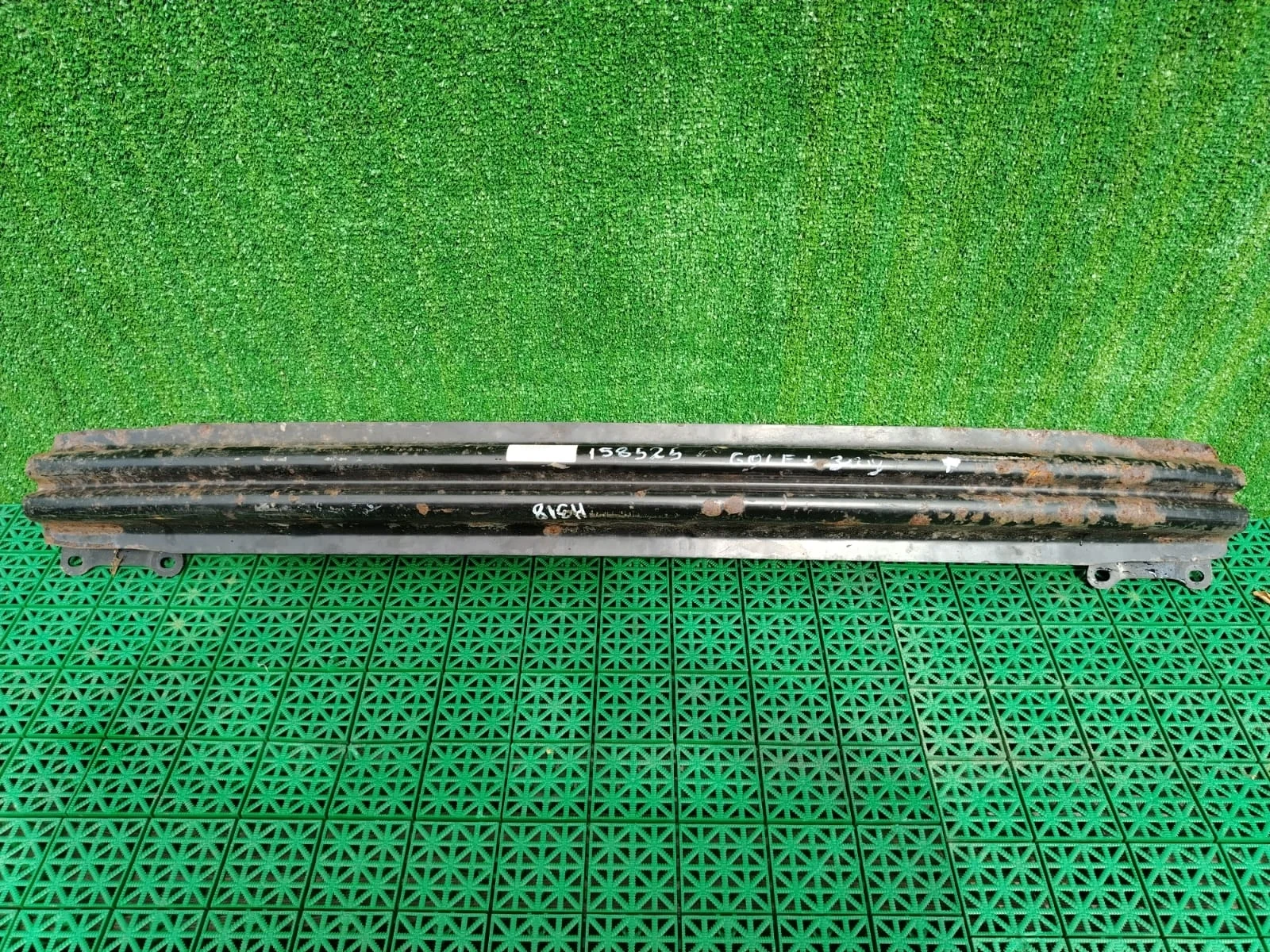 Усилитель бампера VOLKSWAGEN GOLF 5/5+ 2005- задний б/у GOLF 5+(2005-2014)