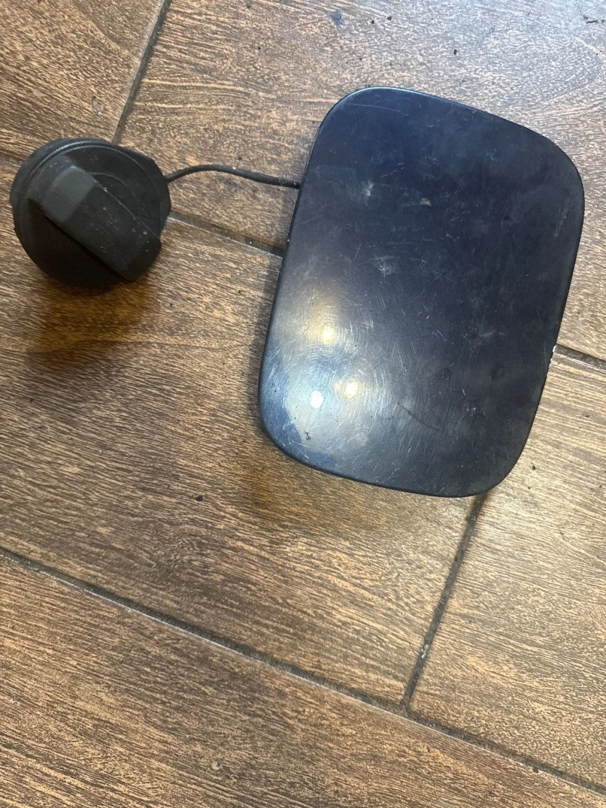 Лючок бензобака Audi A6 C5 (1997—2001)