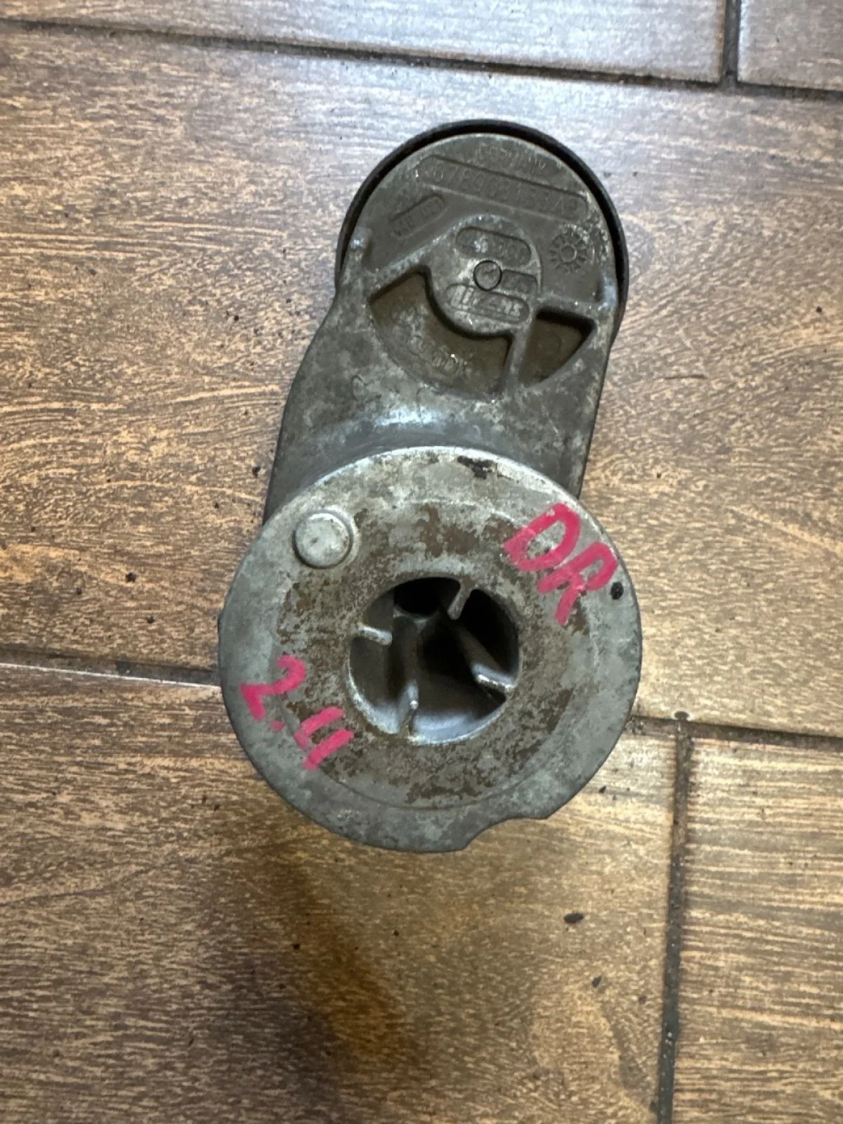 Натяжитель ремня Audi A6 C5 (1997—2001)