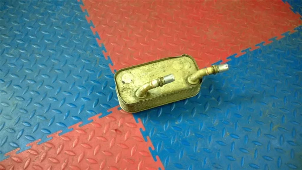 радиатор маслоохладитель акпп BMW X3 E83  M54B30 231лс 3.0i