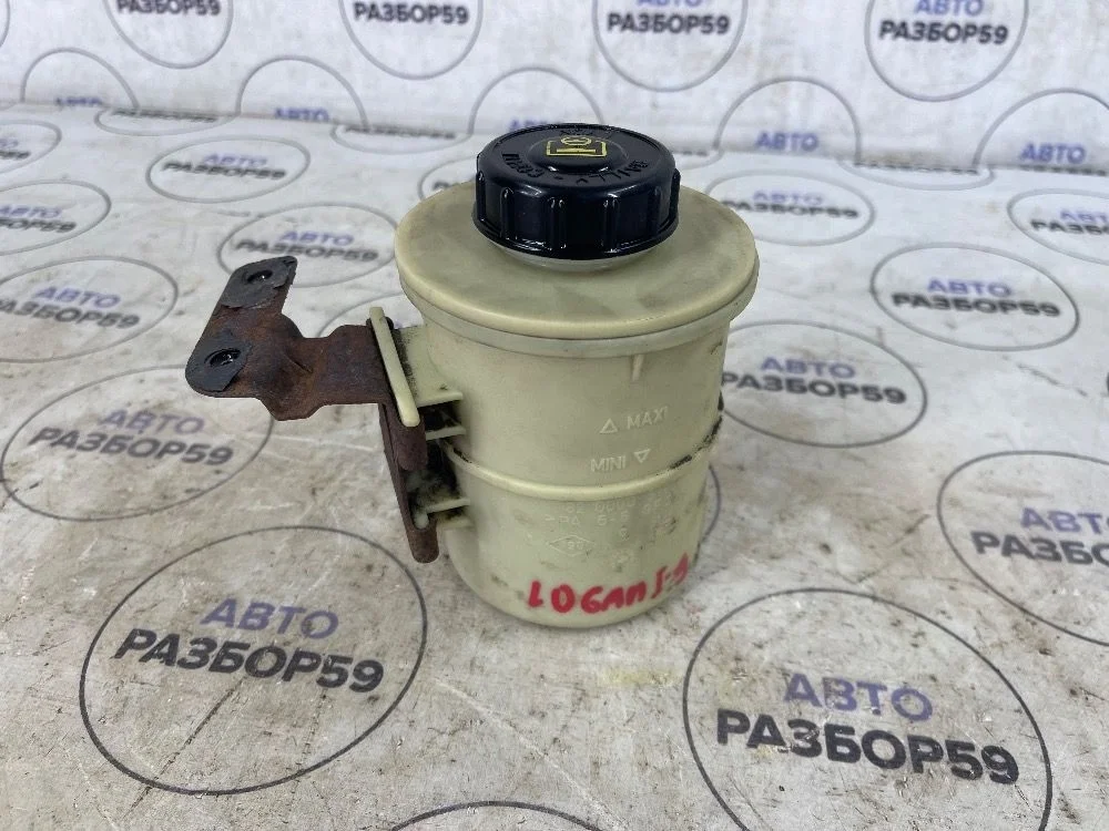 Бачок гидроусилителя Renault Logan I (2004—2009)