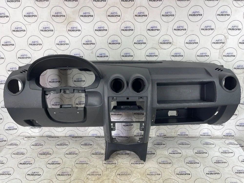 Торпедо Renault Logan I (2004—2009)