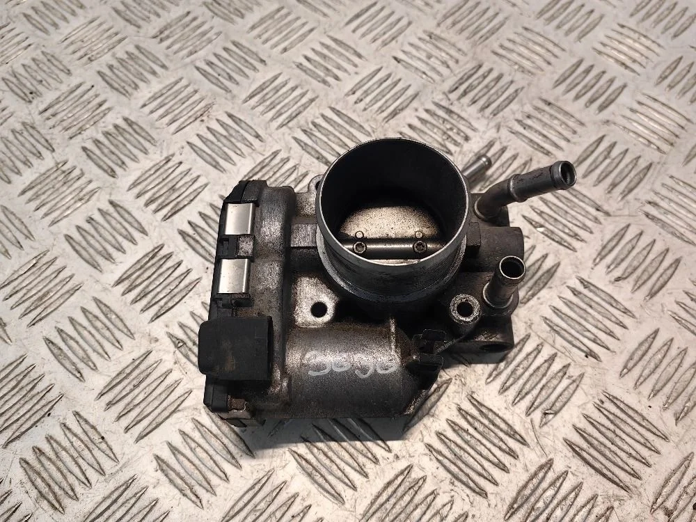 Заслонка дроссельная Hyundai Solaris I