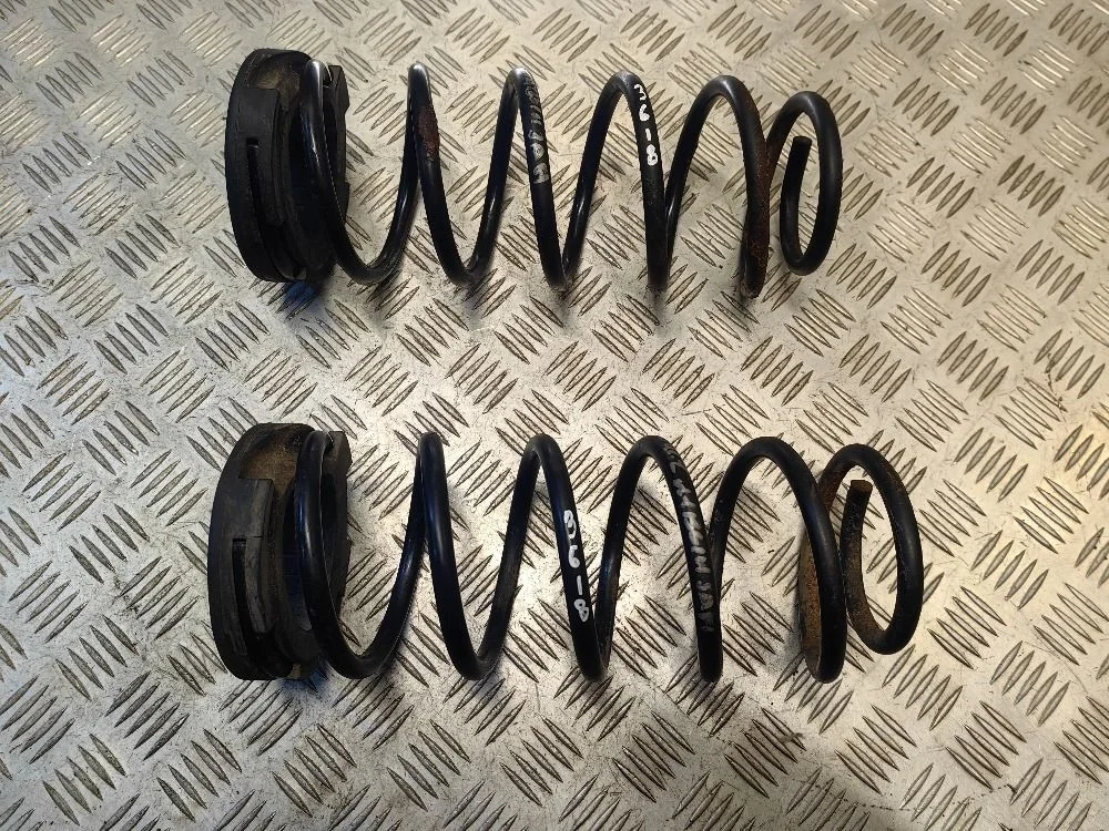 Пружина задней подвески Hyundai Solaris I