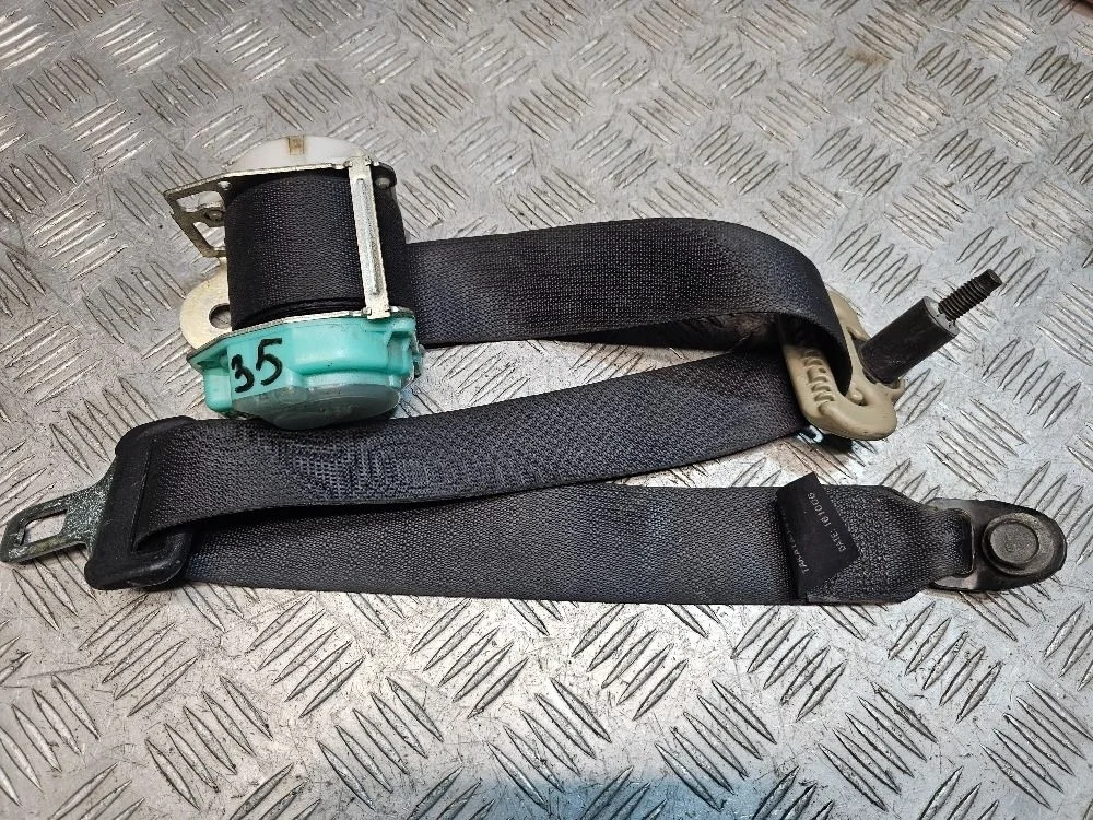 Ремень безопасности задний левый Nissan Note Е11