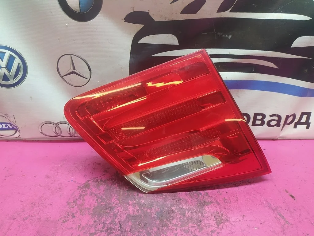 Фонарь задний левый MB GL X166 A1668201164