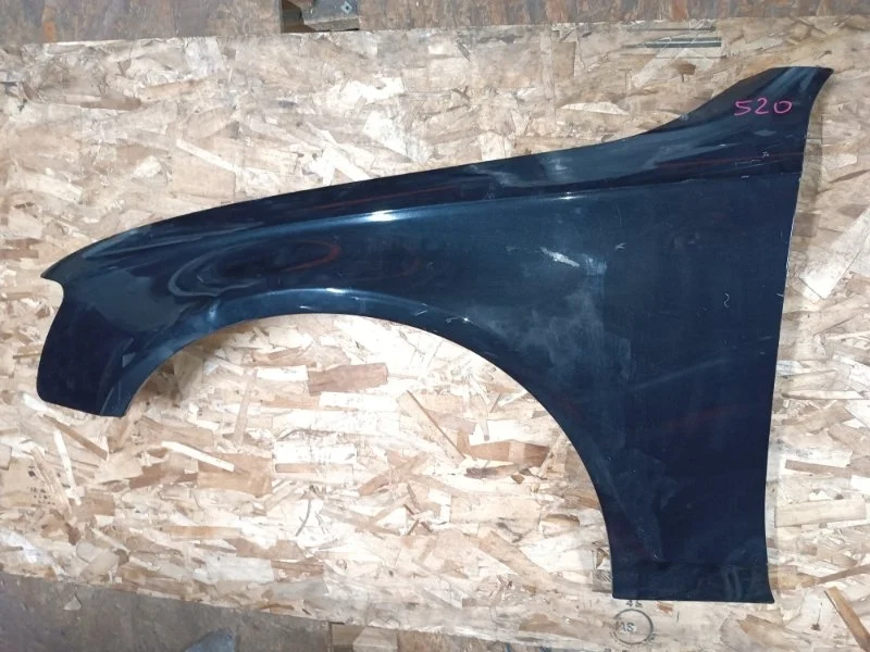 Крыло Audi A4 2009 8K5