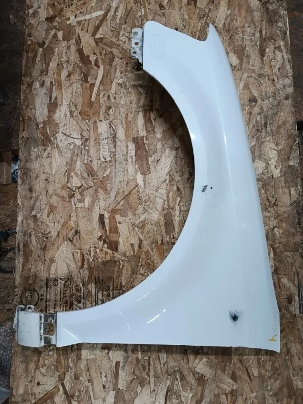 Крыло Audi A3 2010 8PA