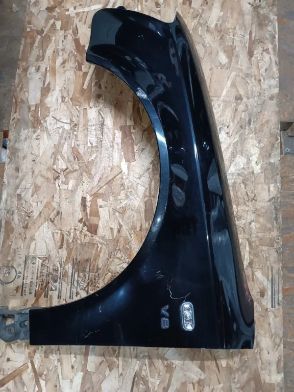 Крыло Audi S4 2007 8ED