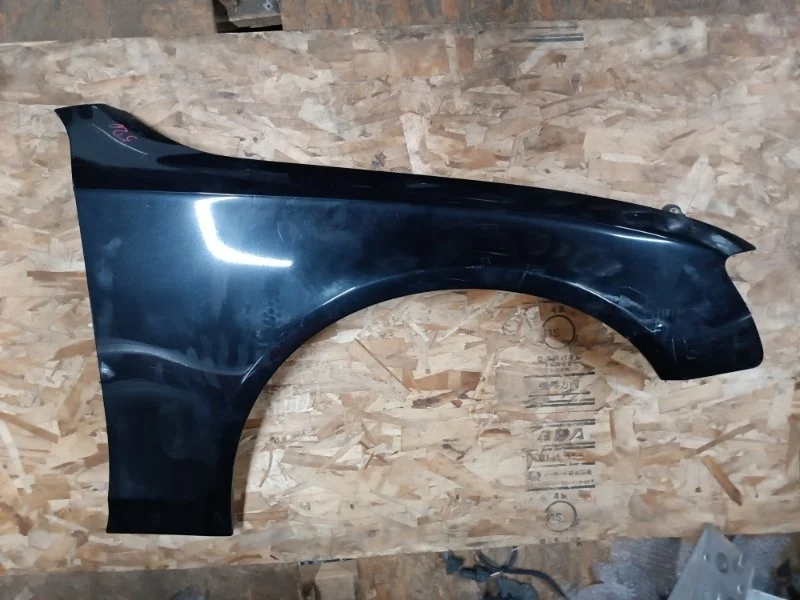 Крыло Audi A4 2009 8K5