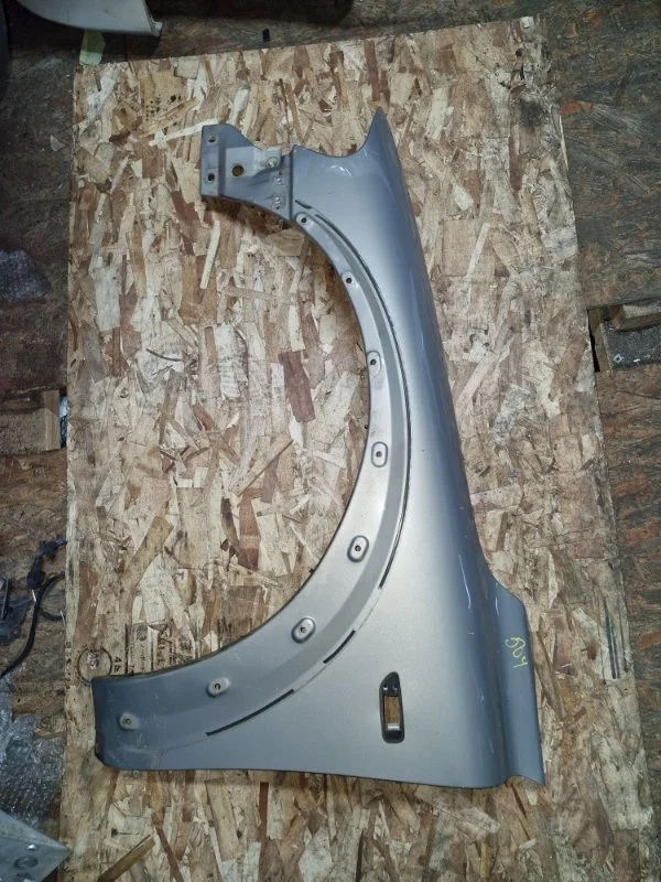 Крыло Volvo XC70 2002 SZ