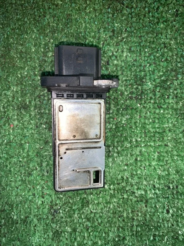 Расходомер воздуха Nissan Qashqai