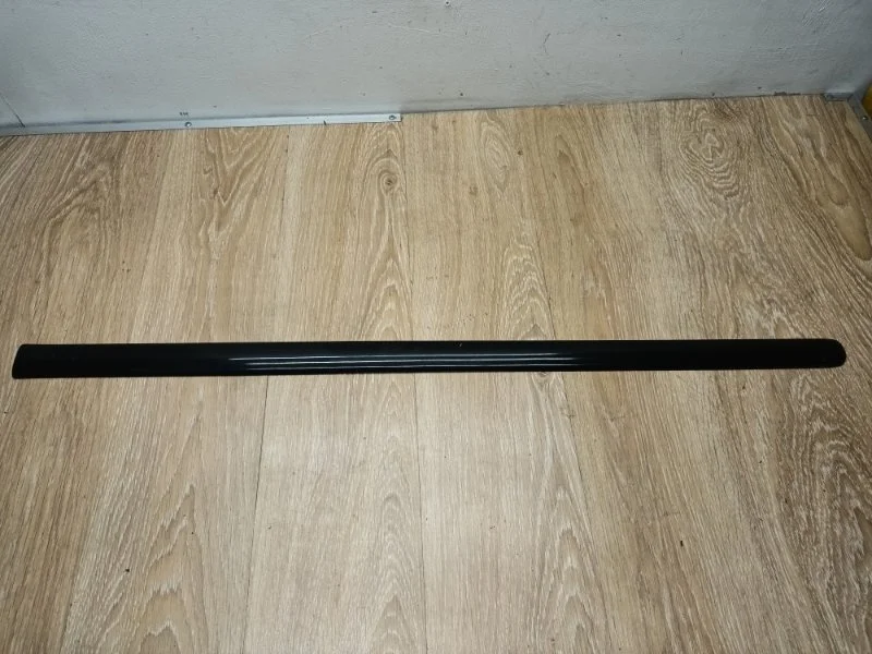 Молдинг двери Mercedes ML W163