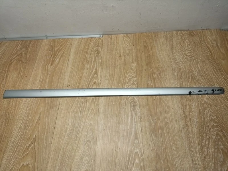 Молдинг двери Mercedes ML W163