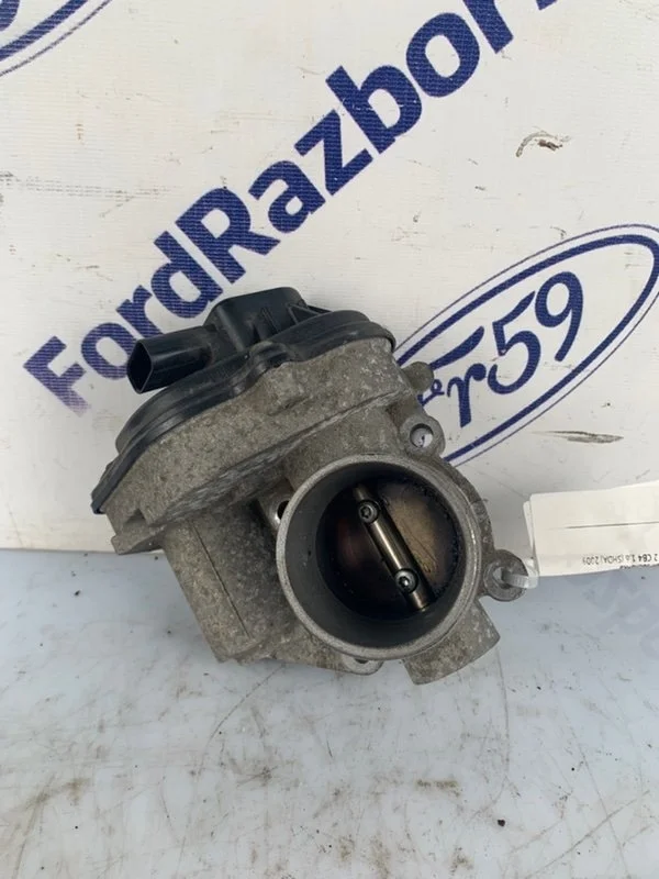 Дроссельная заслонка Ford Focus 2 2009 1505642 CB4 1.6 (SHDA)