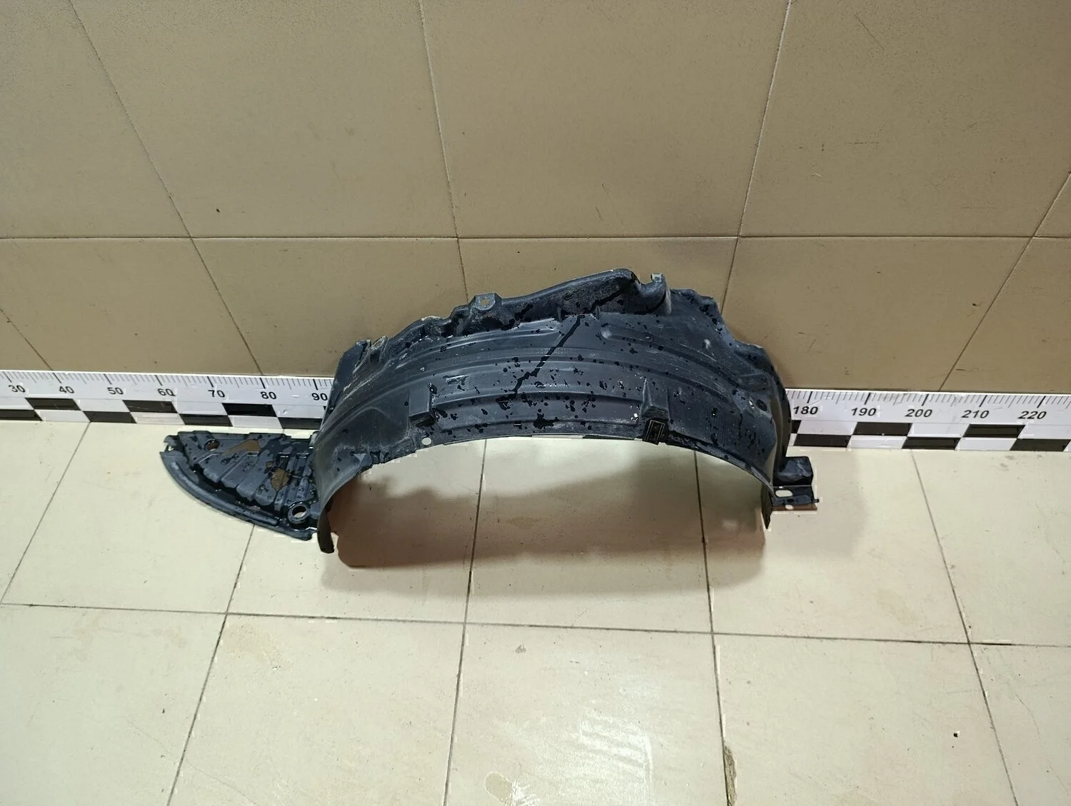 Локер передний левый Almera Classic (B10) 2006-2013