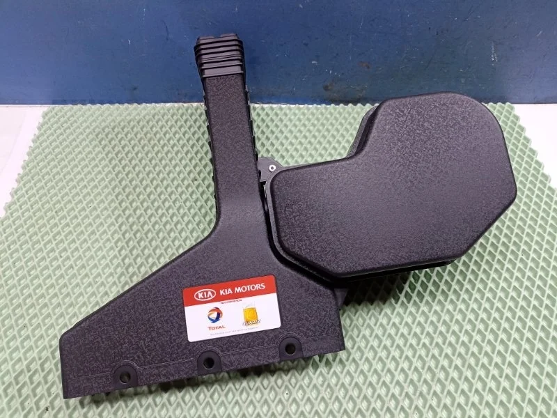 Патрубок забора воздуха Kia Sorento 2 2021 282102P650 XM 2.4 G4KE