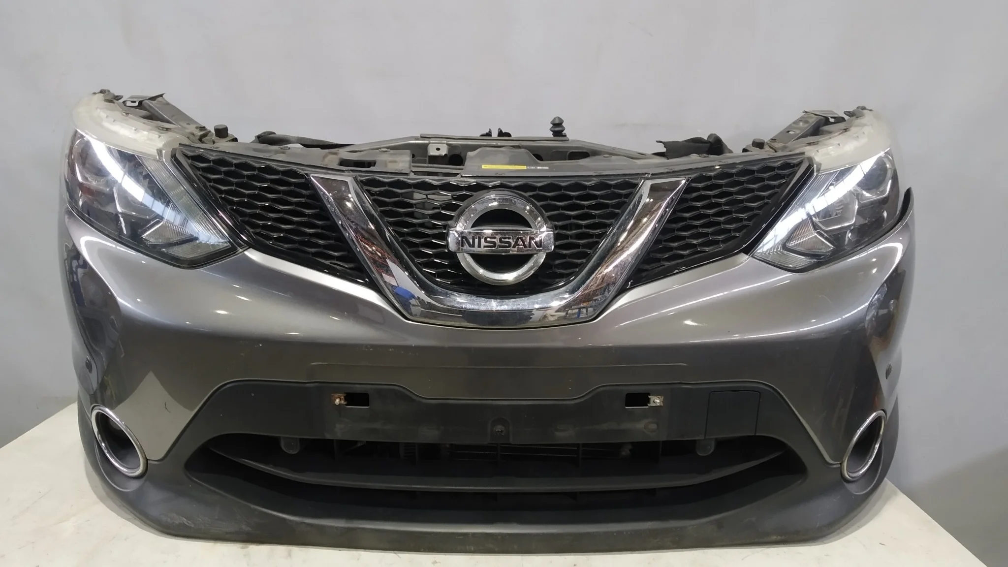 NOSECUT NISSAN 620224EA0H серебро DY497