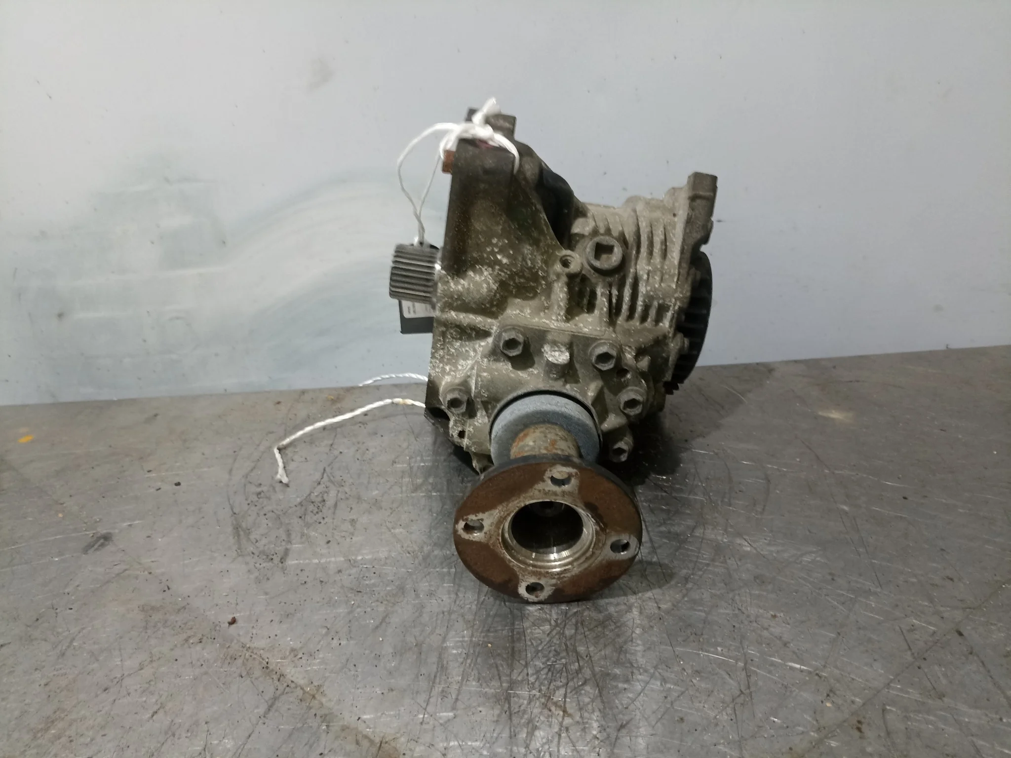 РАЗДАТКА NISSAN QR25-DE VQ35-DE MURANO PRESAGE TEANA PNU31 PNZ50 TNJ31 TNU31 33100CN200 XA640