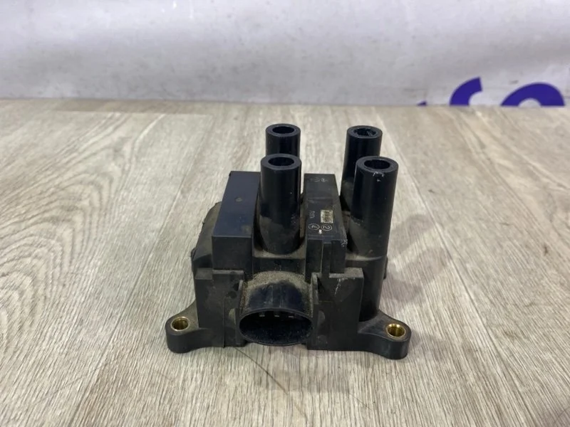 Катушка зажигания FORD FOCUS 1 2003