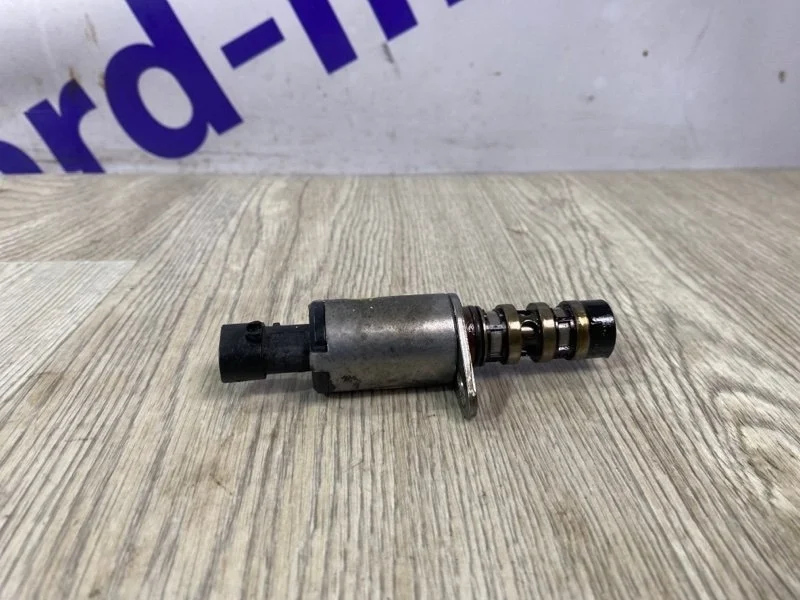 Клапан электромагнитный изменения фаз грм Chevrolet Cruze 2011 J300