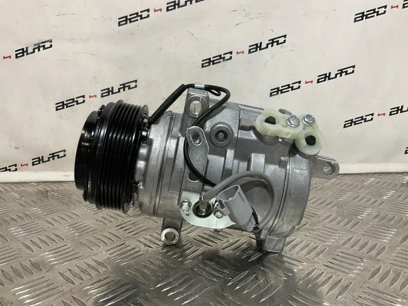 Компрессор кондиционера Toyota Land Cruiser WXTT032 200 4.7