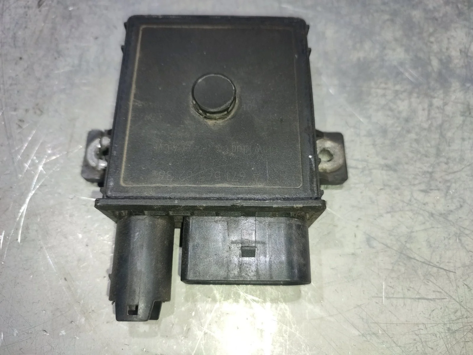 Контроллер свечей накала SsangYong Actyon 2012 C200