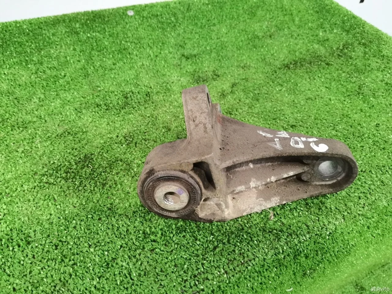Кронштейн акпп (робот) нижний форд фокус 3