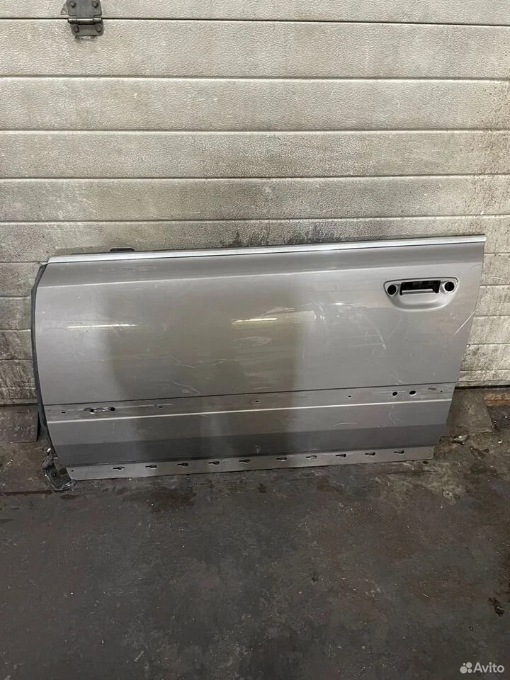 Дверь передняя левая audi a8 d3 4e0831051c