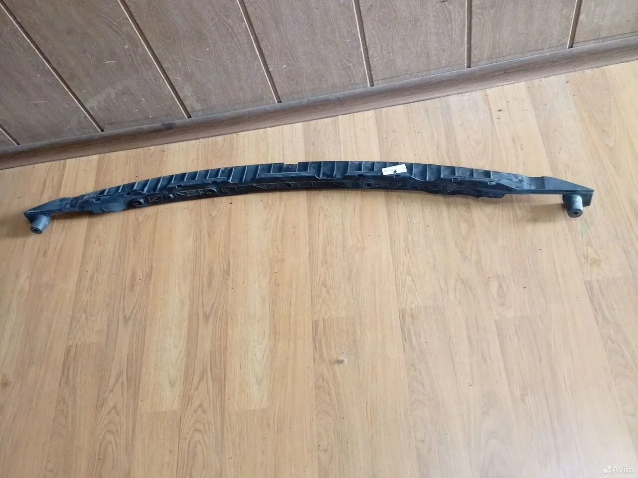 Направляющая заднего бампера vw touareg