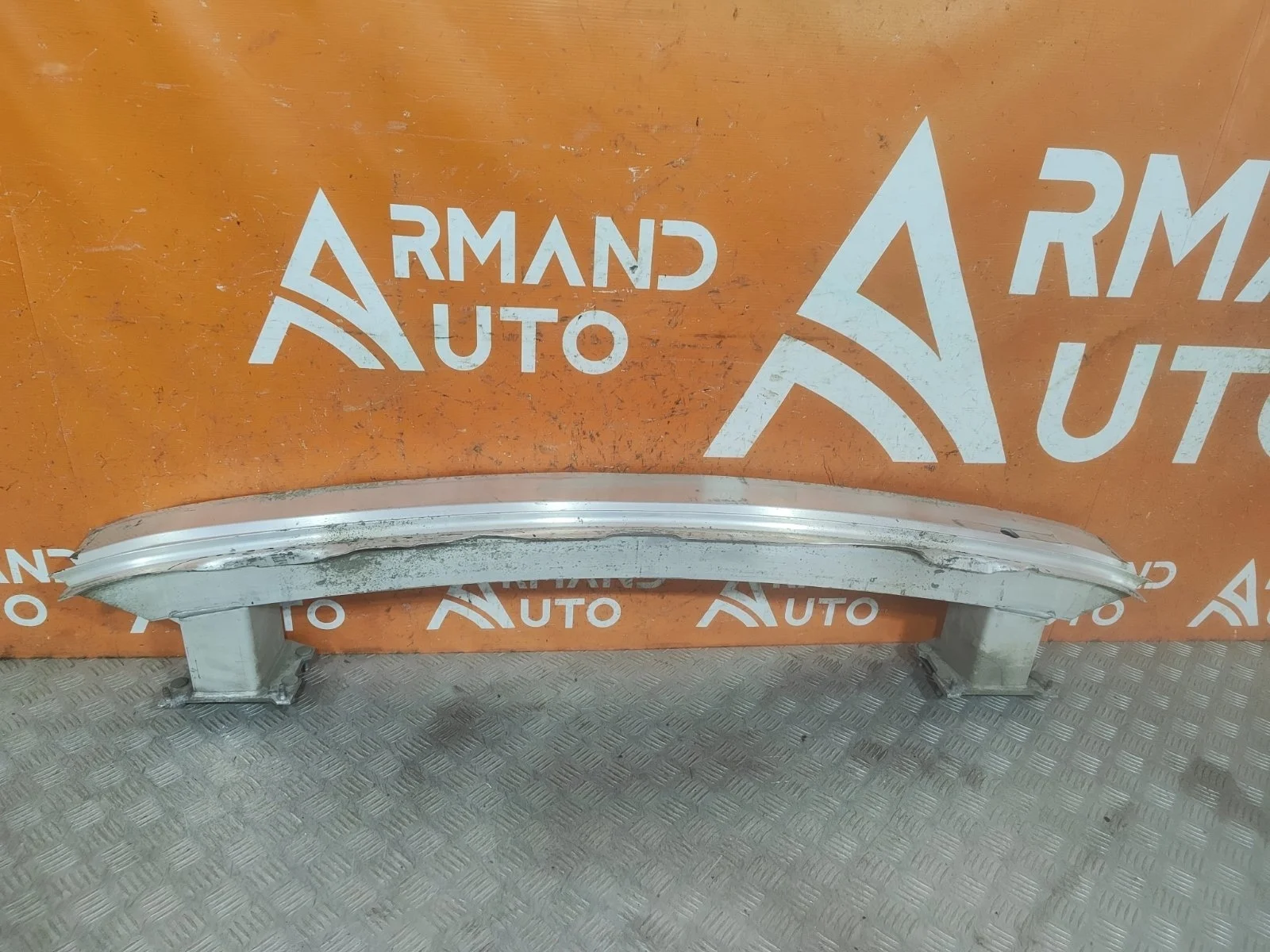 Усилитель бампера Mercedes -Class 2013-2020 W222