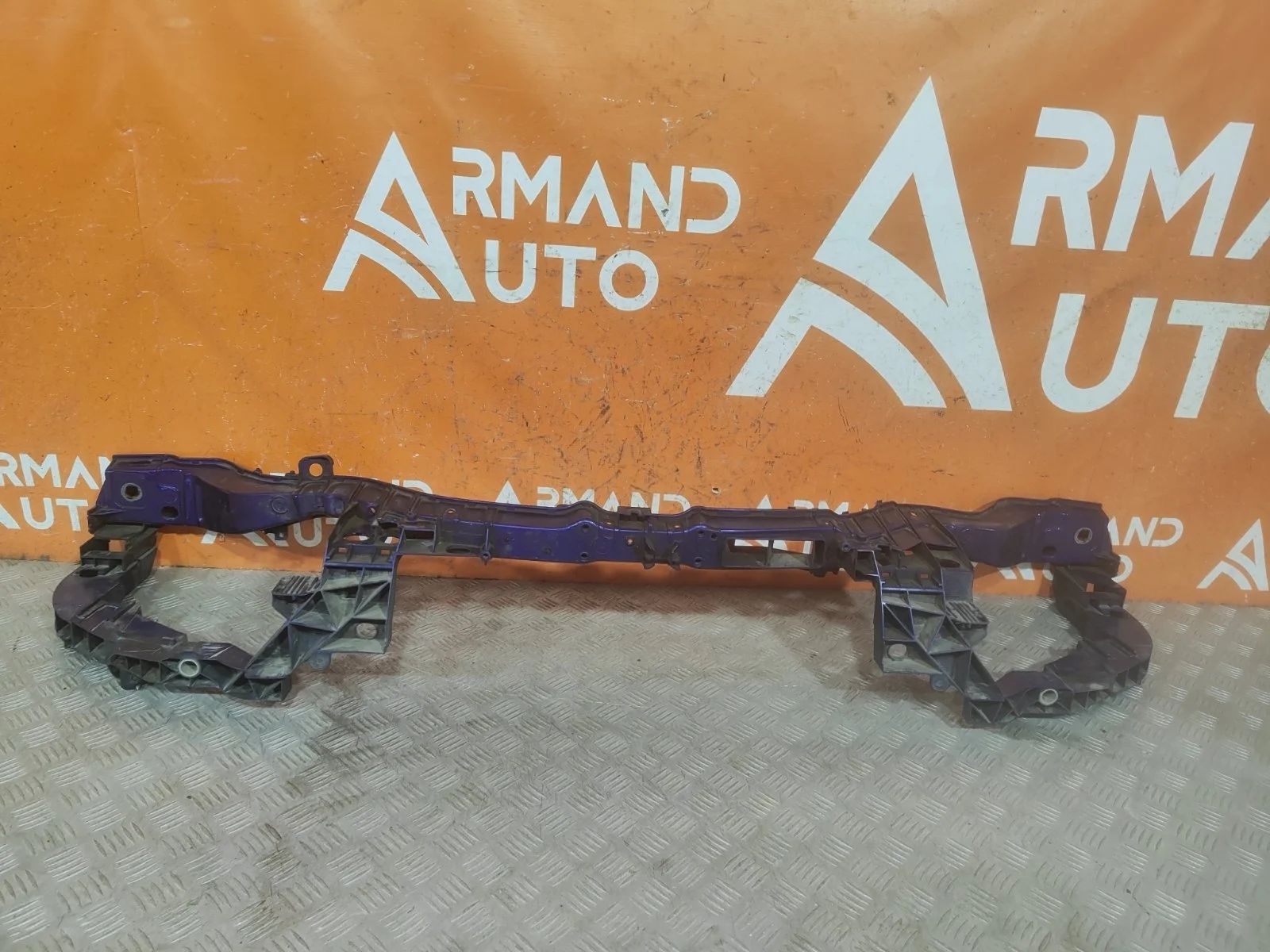 Панель передняя (суппорт радиатора) Ford Focus 2011-2019 3