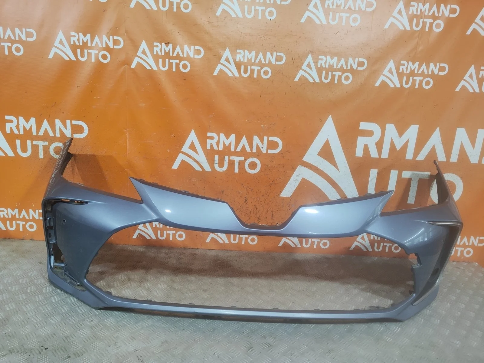 Бампер Toyota Corolla 2018-нв 12 E210