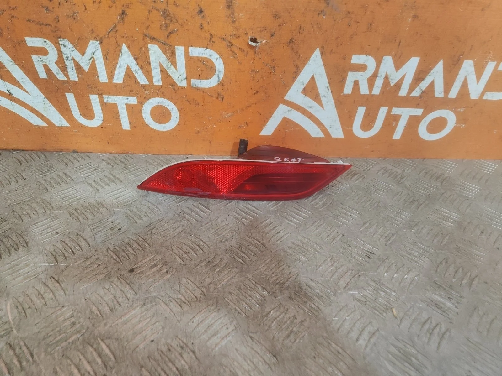 Фонарь противотуманный Volvo V40 Cross Country 2012-2019