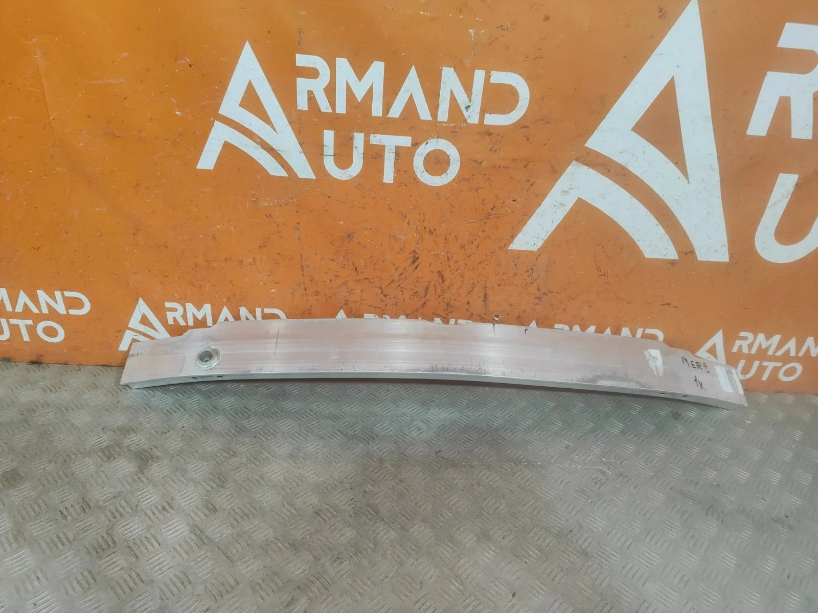 Усилитель бампера Mercedes B-Class 2011-2018 W246