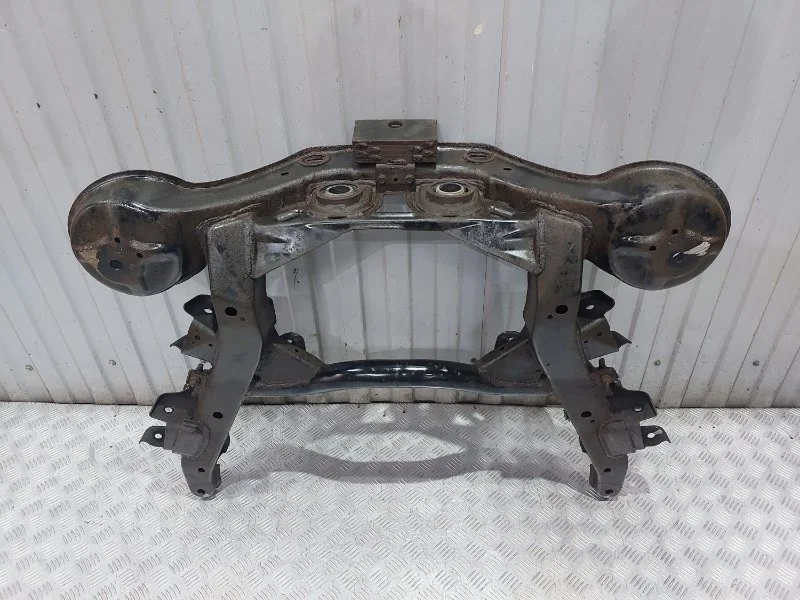 Подрамник Mitsubishi Pajero 2006 V75W