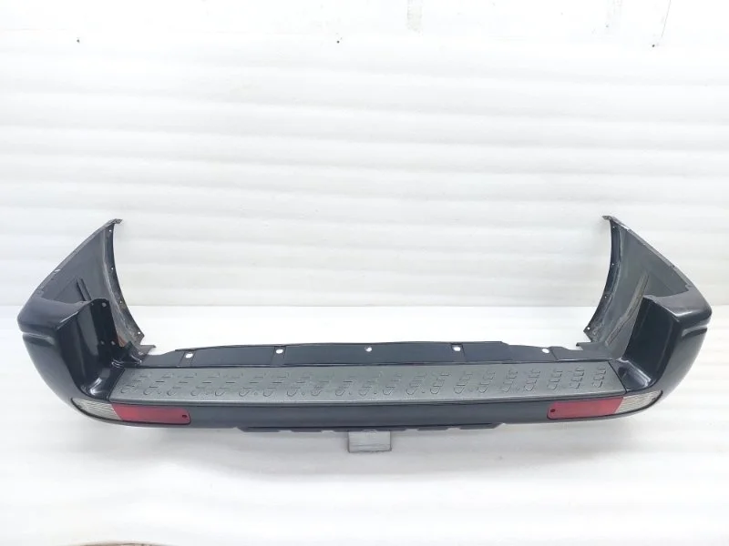 Бампер Mitsubishi Pajero 2006 V75W