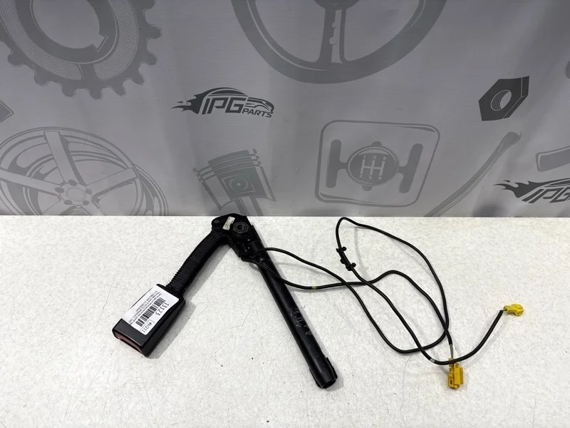 Замок ремня безопасности передний правый Mercedes-benz 2007 W211