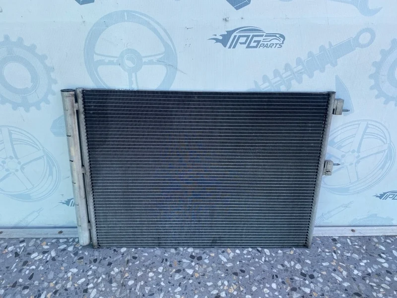 Радиатор кондиционера Mercedes-benz 2014 W246